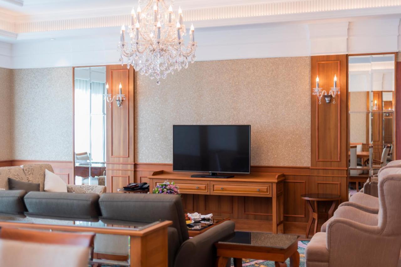 The Empress Premier Chiang Mai - Sha Extra Plus Exterior foto A living room in a condominium